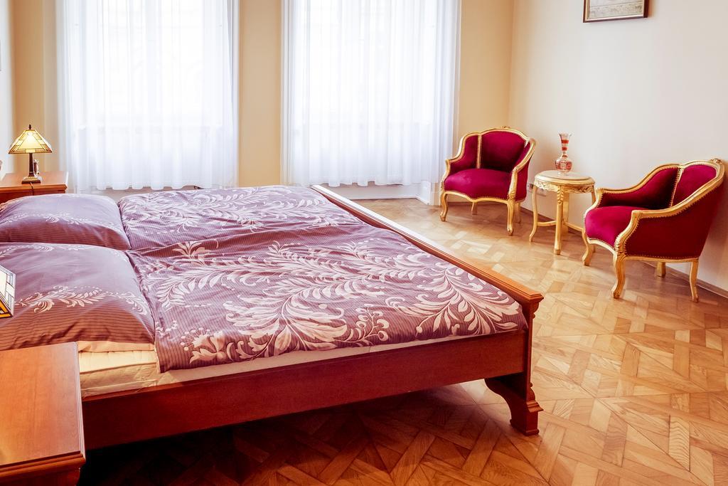 Apartment Vodickova 11 Praga Zewnętrze zdjęcie